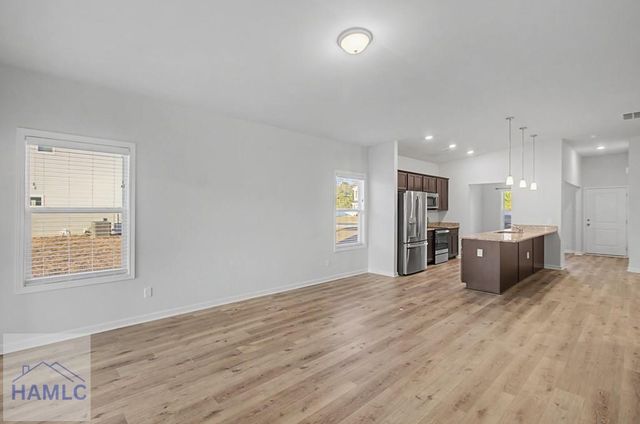 68 Blueberry Court NE, Ludowici, GA 31316