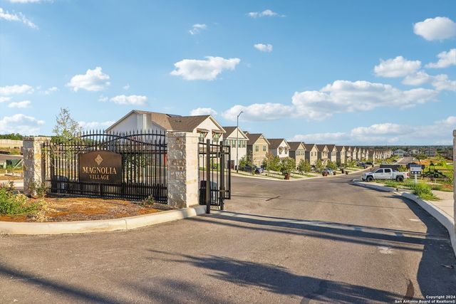 10211 Tulipwood Run, San Antonio, TX 78252
