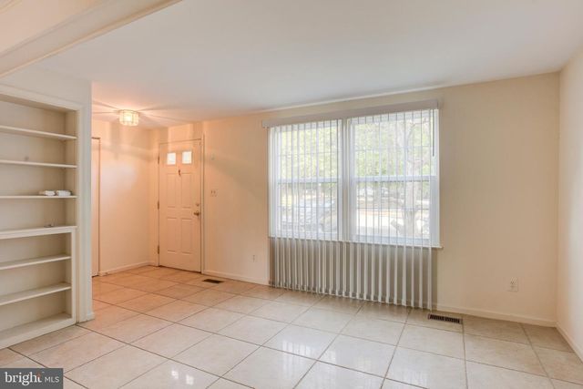 12830 EVANSPORT PL, Woodbridge, VA 22192