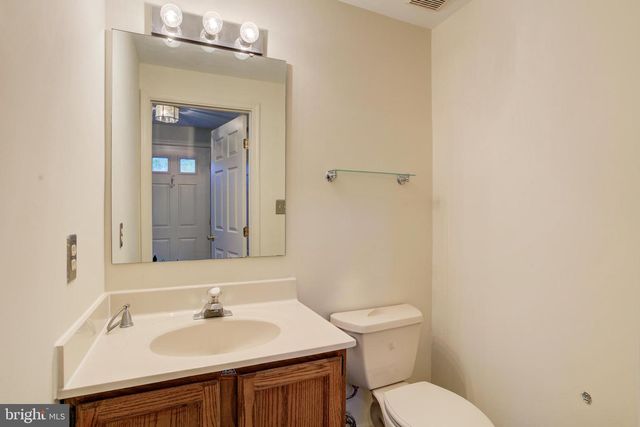 12830 EVANSPORT PL, Woodbridge, VA 22192