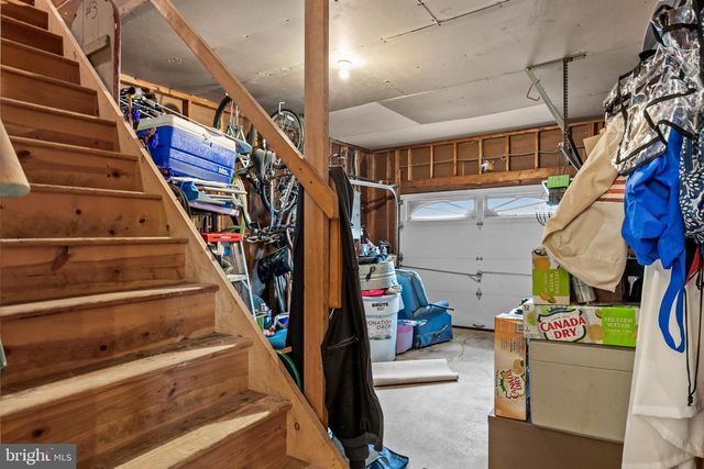 10 NORMANDY DR, Medford, NJ 08055