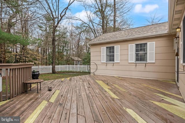 10 NORMANDY DR, Medford, NJ 08055