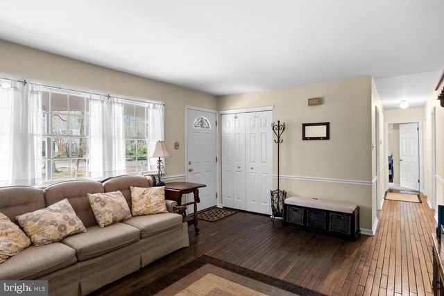 10 NORMANDY DR, Medford, NJ 08055