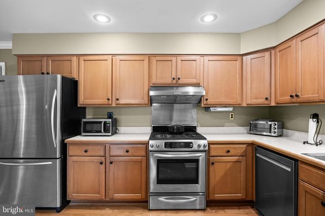 10 NORMANDY DR, Medford, NJ 08055