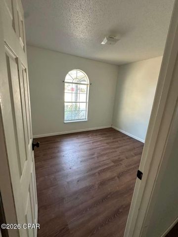 16801 Lisbon Avenue, Panama City, FL 32413