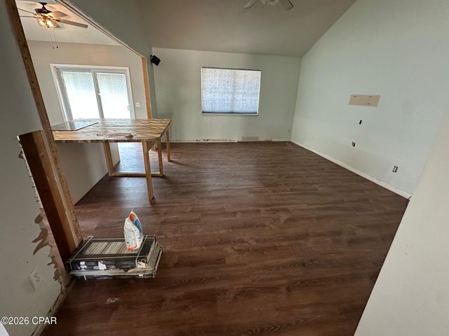 16801 Lisbon Avenue, Panama City, FL 32413