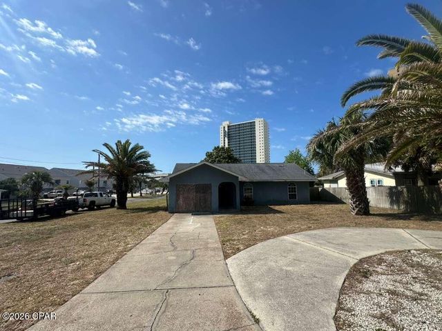 16801 Lisbon Avenue, Panama City, FL 32413