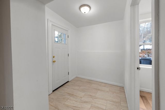 32 E Park Dr, West Milford Twp., NJ 07480