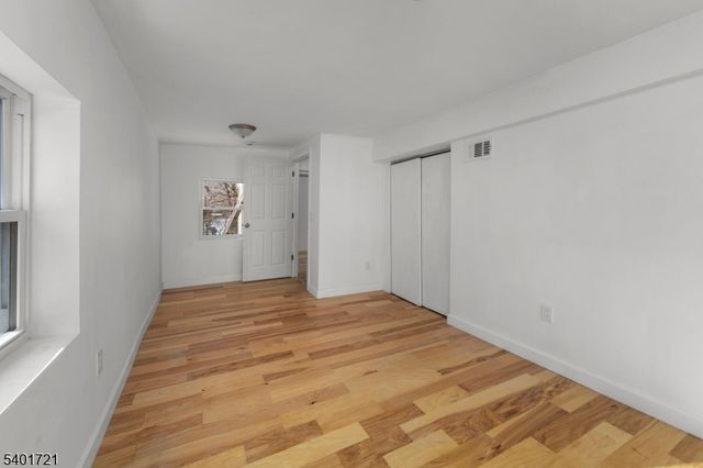 32 E Park Dr, West Milford Twp., NJ 07480