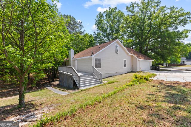 104 Lori Court, Warner Robins, GA 31093