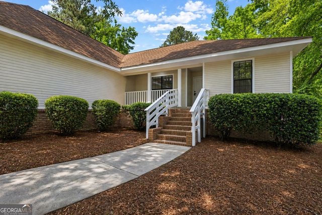 104 Lori Court, Warner Robins, GA 31093