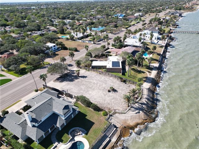 5830 Ocean Dr, Corpus Christi, TX 78412