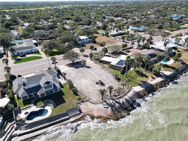 5830 Ocean Dr, Corpus Christi, TX 78412