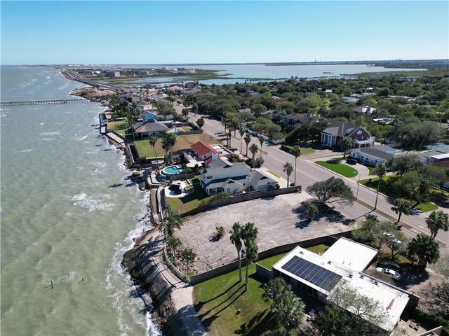 5830 Ocean Dr, Corpus Christi, TX 78412