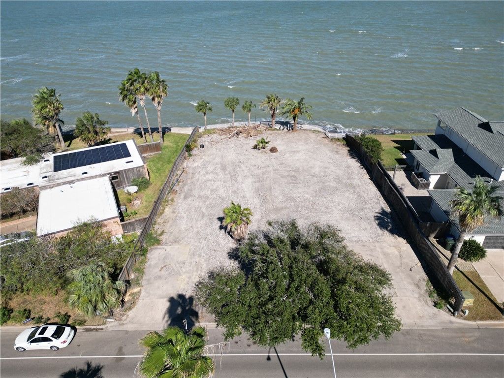 5830 Ocean Dr, Corpus Christi, TX 78412 — photo 2