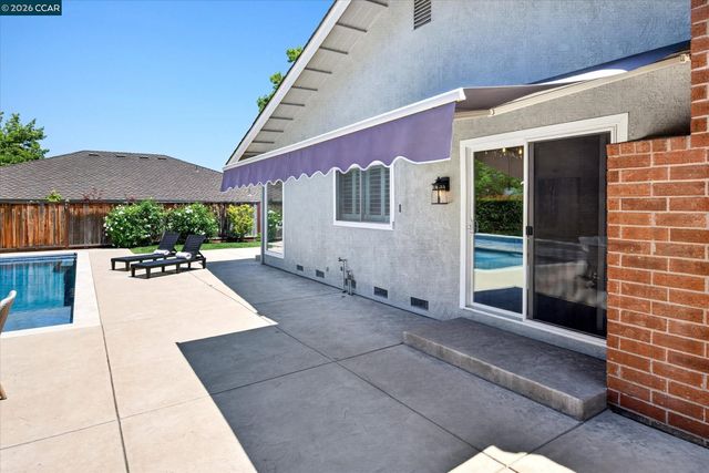 1892 Saint Norbert Dr, Danville, CA 94526
