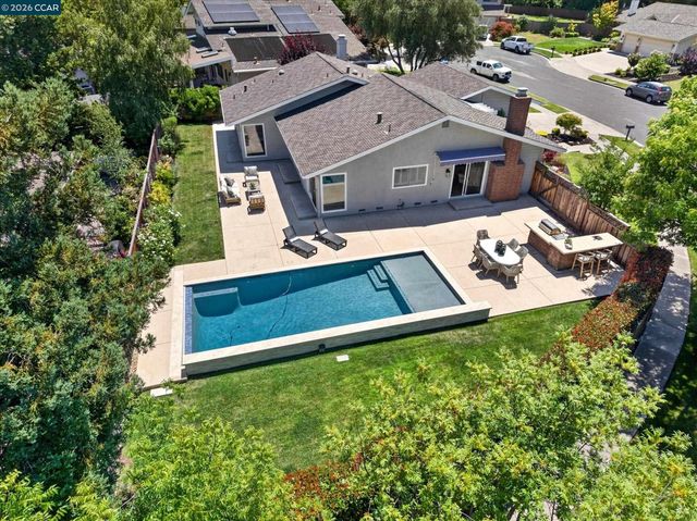 1892 Saint Norbert Dr, Danville, CA 94526