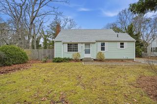 590 Sandwich Rd, Falmouth, MA 02536