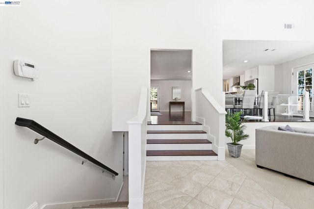 3981 Blue Gum Dr, San Jose, CA 95127