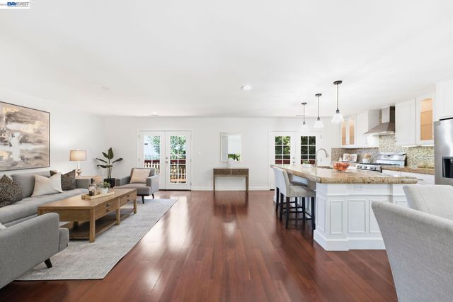 3981 Blue Gum Dr, San Jose, CA 95127