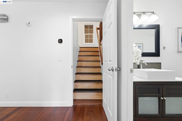 3981 Blue Gum Dr, San Jose, CA 95127