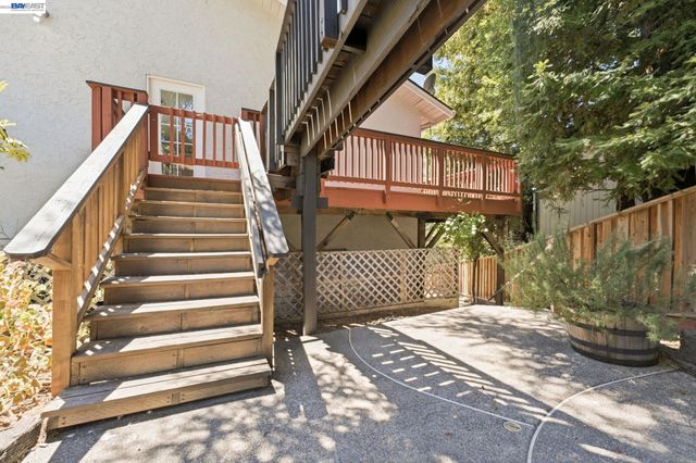 3981 Blue Gum Dr, San Jose, CA 95127