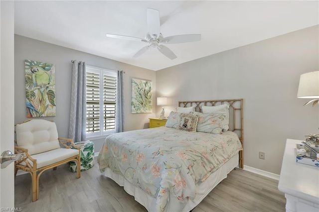 265 Deerwood Cir Apt 12, Naples, FL 34113