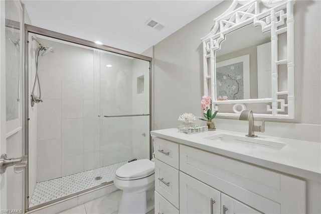 265 Deerwood Cir Apt 12, Naples, FL 34113