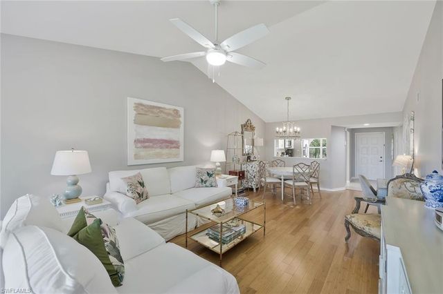 265 Deerwood Cir Apt 12, Naples, FL 34113