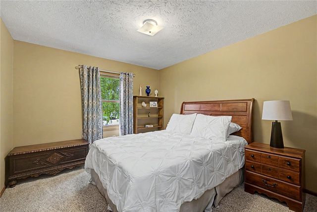 135 Baker Lane, Carlisle, OH 45005