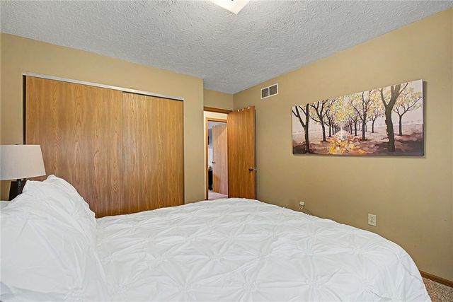 135 Baker Lane, Carlisle, OH 45005