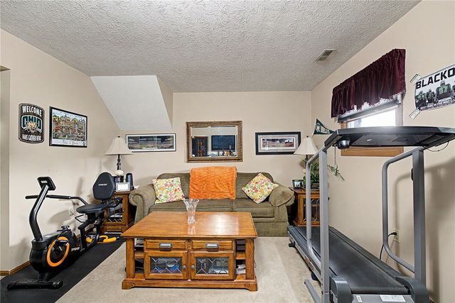 135 Baker Lane, Carlisle, OH 45005