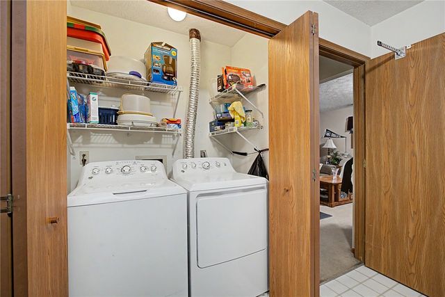 135 Baker Lane, Carlisle, OH 45005