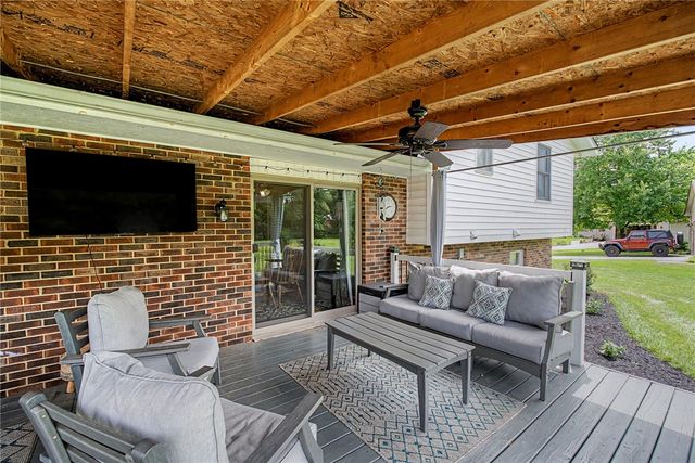135 Baker Lane, Carlisle, OH 45005
