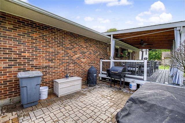 135 Baker Lane, Carlisle, OH 45005
