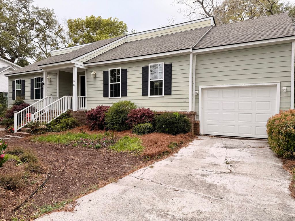 518 Old Bridge Court, Mount Pleasant, SC 29464