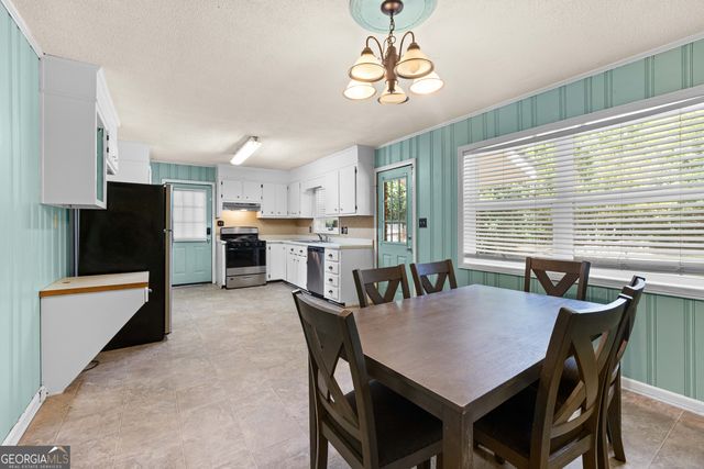 1218 Mcree Drive, Valdosta, GA 31602