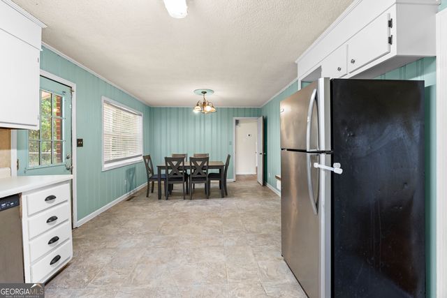1218 Mcree Drive, Valdosta, GA 31602