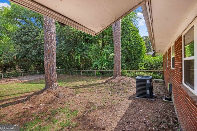 1218 Mcree Drive, Valdosta, GA 31602