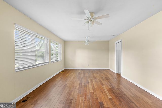 1218 Mcree Drive, Valdosta, GA 31602