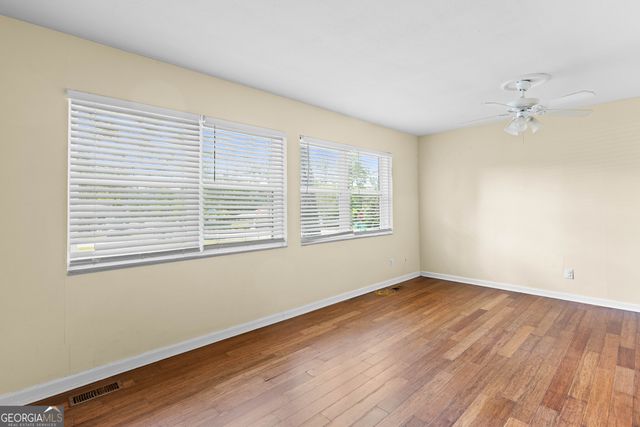 1218 Mcree Drive, Valdosta, GA 31602