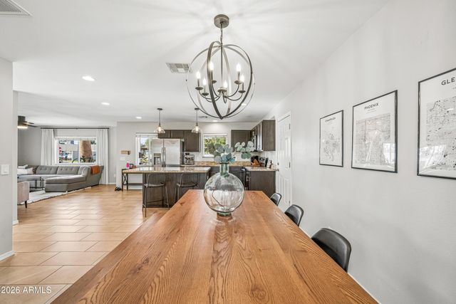 2327 E Weldon Avenue, Phoenix, AZ 85016