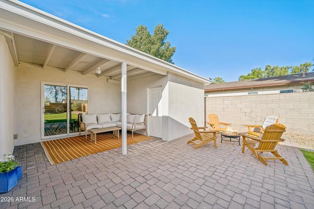 2327 E Weldon Avenue, Phoenix, AZ 85016