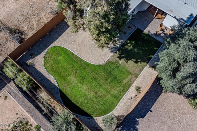 2327 E Weldon Avenue, Phoenix, AZ 85016