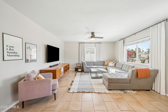 2327 E Weldon Avenue, Phoenix, AZ 85016