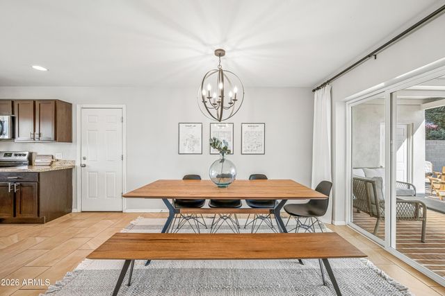 2327 E Weldon Avenue, Phoenix, AZ 85016