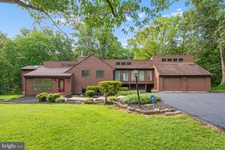 8328 GUE RD, Damascus, MD 20872