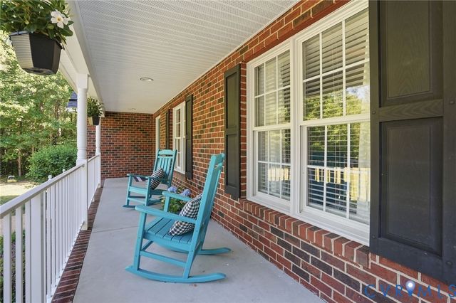 3800 Skivers Ln, Quinton, VA 23141