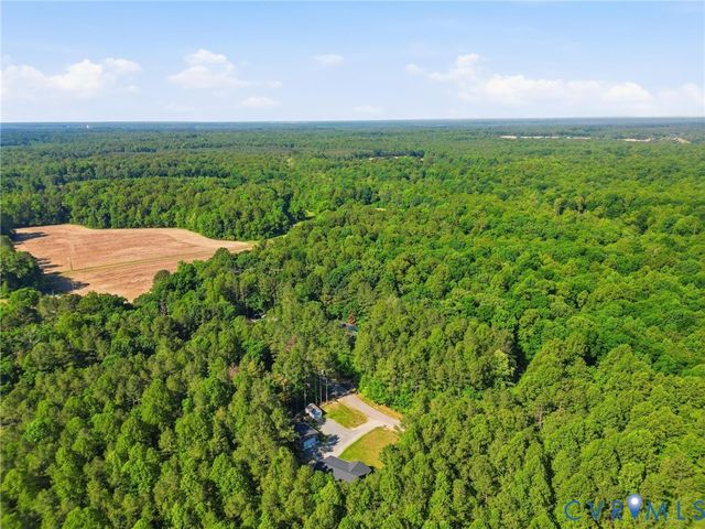 3800 Skivers Ln, Quinton, VA 23141