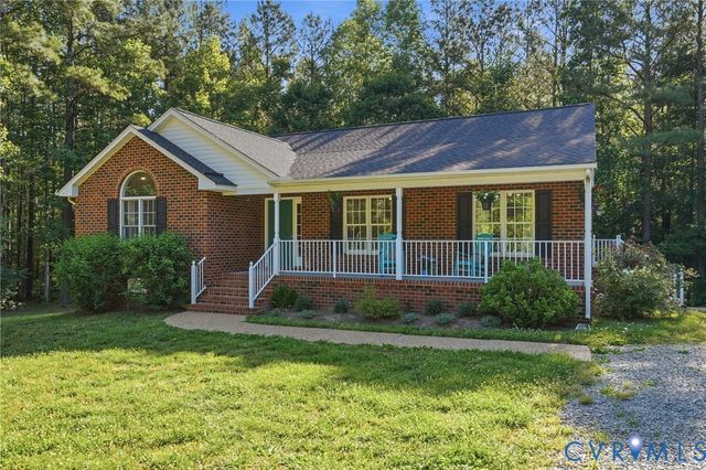 3800 Skivers Ln, Quinton, VA 23141